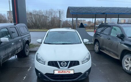 Nissan Qashqai, 2010 год, 900 000 рублей, 1 фотография