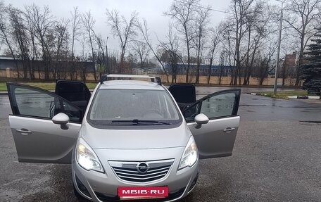 Opel Meriva, 2011 год, 765 000 рублей, 21 фотография