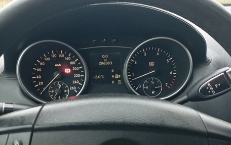 Mercedes-Benz GL-Класс, 2007 год, 1 000 000 рублей, 35 фотография