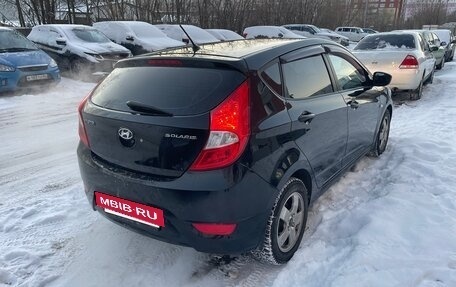 Hyundai Solaris II рестайлинг, 2013 год, 800 000 рублей, 3 фотография