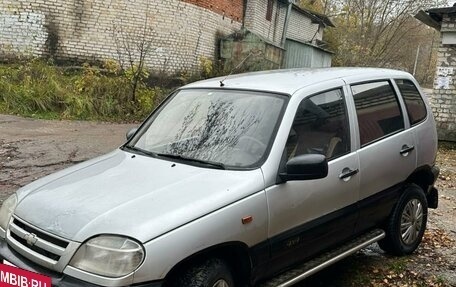 Chevrolet Niva I рестайлинг, 2004 год, 235 000 рублей, 8 фотография