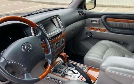 Lexus LX II, 2006 год, 10 000 000 рублей, 9 фотография