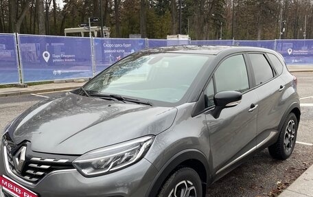 Renault Kaptur I рестайлинг, 2021 год, 1 940 000 рублей, 3 фотография