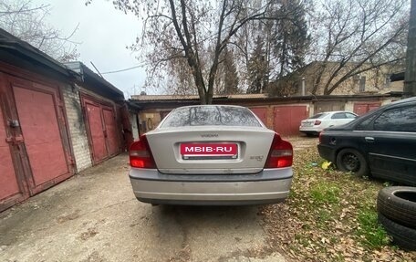 Volvo S80 II рестайлинг 2, 2001 год, 350 000 рублей, 3 фотография