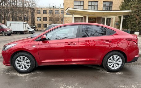 Hyundai Solaris II рестайлинг, 2022 год, 1 800 000 рублей, 1 фотография