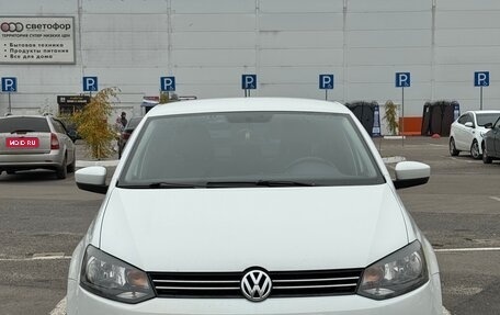 Volkswagen Polo VI (EU Market), 2015 год, 870 000 рублей, 1 фотография