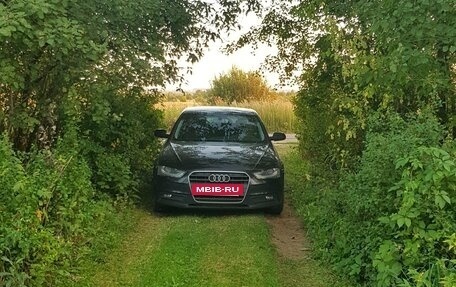 Audi A4, 2012 год, 1 100 000 рублей, 7 фотография