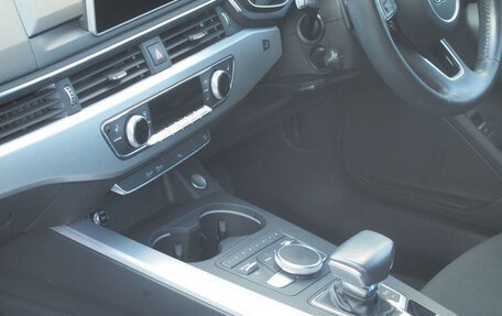 Audi A4, 2018 год, 1 500 035 рублей, 11 фотография