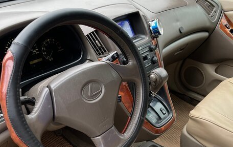 Lexus RX IV рестайлинг, 2000 год, 585 000 рублей, 12 фотография