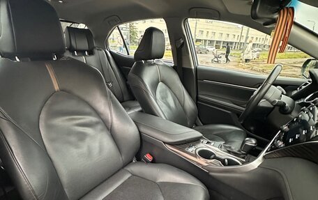 Toyota Camry, 2018 год, 3 000 000 рублей, 12 фотография