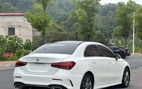 Mercedes-Benz A-Класс, 2022 год, 2 290 000 рублей, 5 фотография