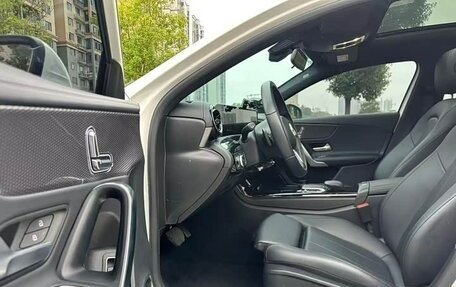 Mercedes-Benz A-Класс, 2022 год, 2 290 000 рублей, 9 фотография