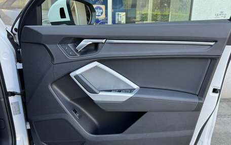 Audi Q3, 2020 год, 1 980 035 рублей, 24 фотография