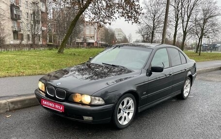 BMW 5 серия, 1999 год, 710 000 рублей, 1 фотография