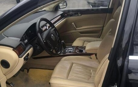 Volkswagen Phaeton I рестайлинг, 2008 год, 1 300 000 рублей, 23 фотография