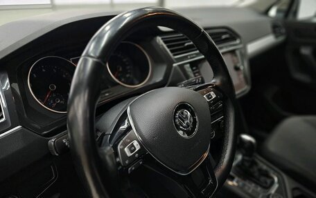 Volkswagen Tiguan II, 2018 год, 2 550 000 рублей, 5 фотография