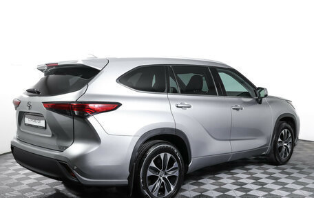 Toyota Highlander, 2021 год, 4 975 000 рублей, 5 фотография