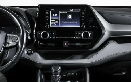 Toyota Highlander, 2021 год, 4 975 000 рублей, 18 фотография