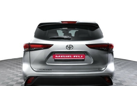 Toyota Highlander, 2021 год, 4 975 000 рублей, 6 фотография