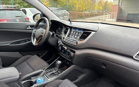 Hyundai Tucson III, 2018 год, 2 240 000 рублей, 18 фотография