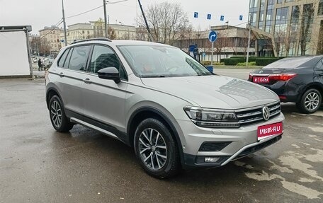 Volkswagen Tiguan II, 2020 год, 3 000 000 рублей, 1 фотография