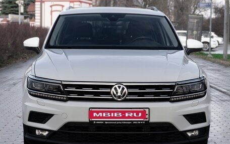 Volkswagen Tiguan II, 2020 год, 3 300 000 рублей, 4 фотография