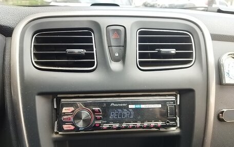 Renault Logan II, 2015 год, 600 000 рублей, 5 фотография