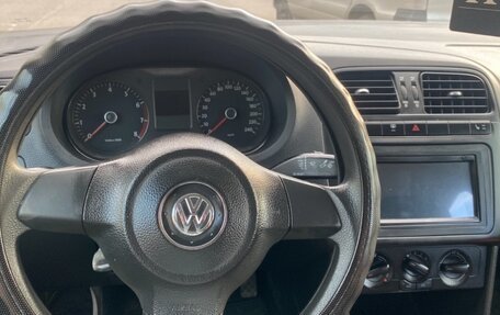 Volkswagen Polo VI (EU Market), 2010 год, 650 000 рублей, 2 фотография