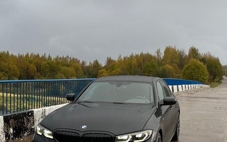 BMW 3 серия, 2019 год, 3 050 000 рублей, 14 фотография