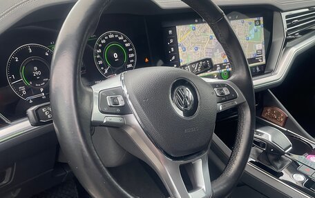 Volkswagen Touareg III, 2019 год, 6 500 000 рублей, 13 фотография