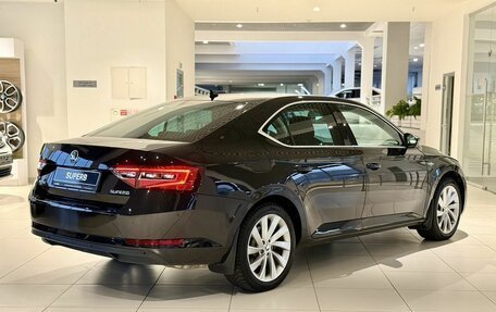 Skoda Superb III рестайлинг, 2016 год, 1 990 000 рублей, 11 фотография