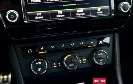 Skoda Superb III рестайлинг, 2016 год, 1 990 000 рублей, 16 фотография