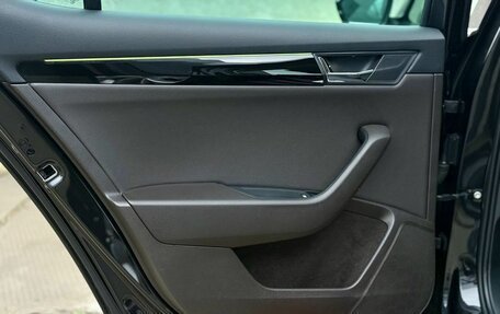 Skoda Superb III рестайлинг, 2016 год, 1 990 000 рублей, 36 фотография