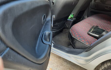 Mitsubishi Carisma I, 2002 год, 365 000 рублей, 14 фотография