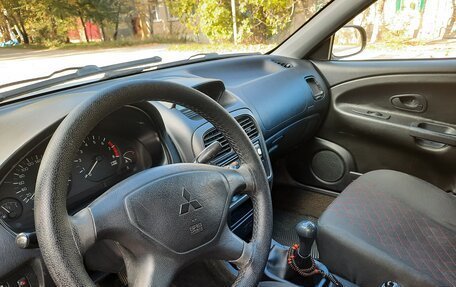 Mitsubishi Carisma I, 2002 год, 365 000 рублей, 12 фотография