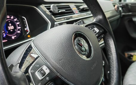 Volkswagen Tiguan II, 2020 год, 3 000 000 рублей, 15 фотография