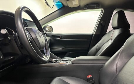 Toyota Camry, 2021 год, 3 689 000 рублей, 11 фотография