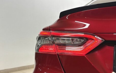 Toyota Camry, 2021 год, 3 689 000 рублей, 10 фотография