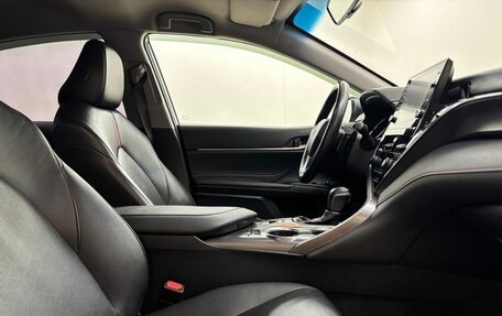 Toyota Camry, 2021 год, 3 689 000 рублей, 12 фотография