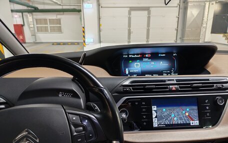 Citroen C4 Picasso II рестайлинг, 2016 год, 1 800 000 рублей, 10 фотография