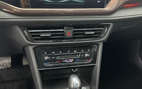 Volkswagen Tharu, 2021 год, 2 200 000 рублей, 11 фотография