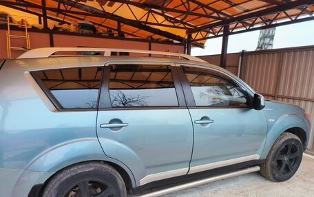 Mitsubishi Outlander III рестайлинг 3, 2008 год, 715 000 рублей, 7 фотография