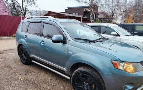 Mitsubishi Outlander III рестайлинг 3, 2008 год, 715 000 рублей, 10 фотография