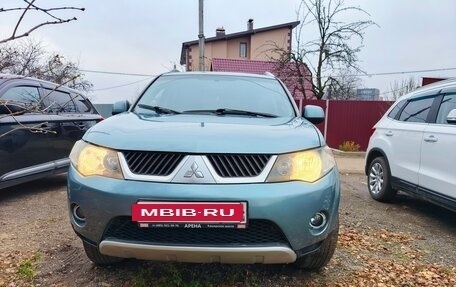 Mitsubishi Outlander III рестайлинг 3, 2008 год, 715 000 рублей, 13 фотография
