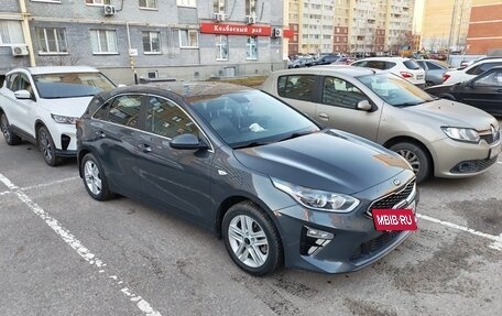 KIA cee'd III, 2018 год, 1 900 000 рублей, 2 фотография