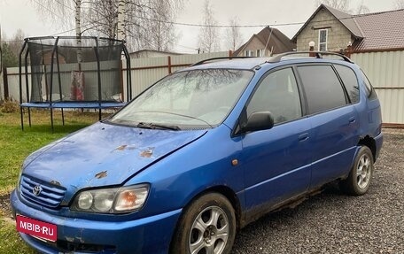 Toyota Picnic I, 1998 год, 170 000 рублей, 1 фотография