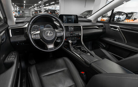 Lexus RX IV рестайлинг, 2022 год, 5 680 000 рублей, 7 фотография