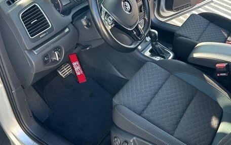 Volkswagen Sharan II, 2019 год, 2 850 000 рублей, 1 фотография