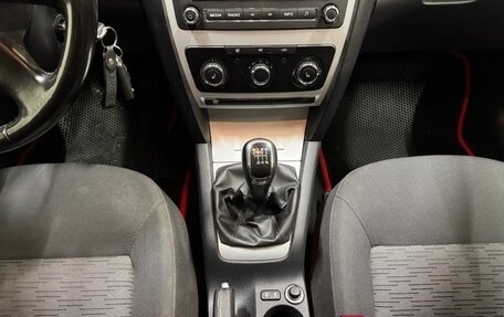 Skoda Octavia, 2011 год, 895 000 рублей, 13 фотография