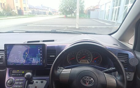 Toyota Wish II, 2004 год, 835 000 рублей, 15 фотография